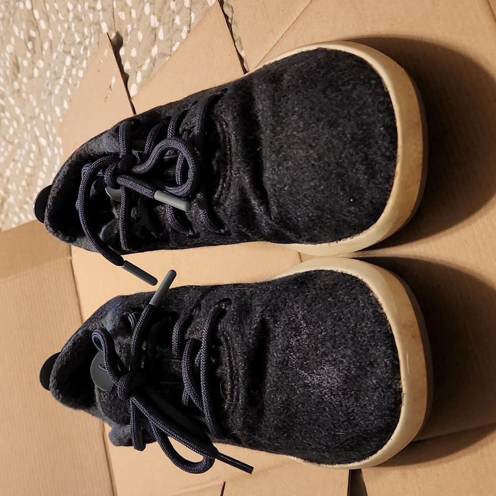 Allbirds Mizzle dark grey women's 9